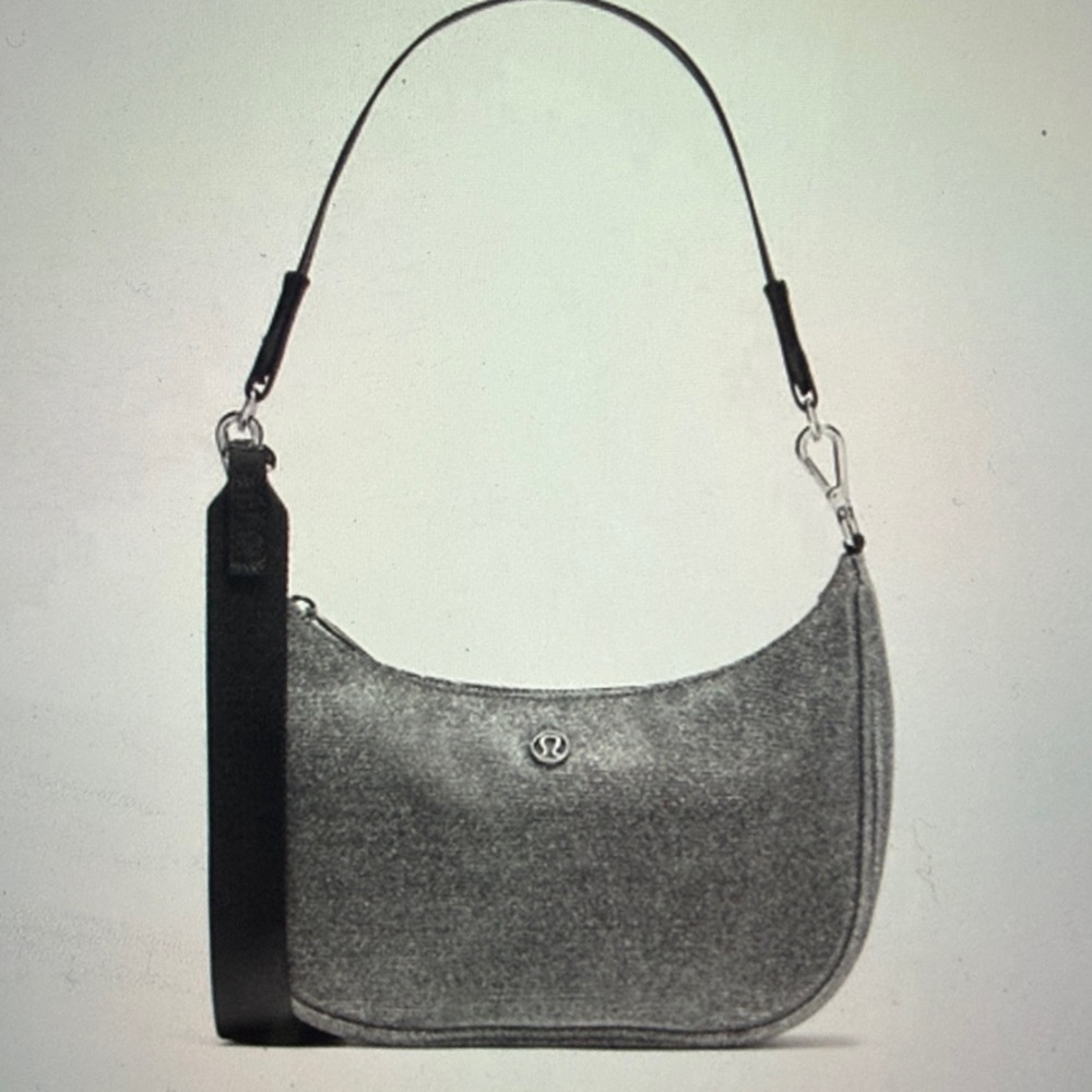 ❤️ NWT Lululemon City Essentials Small Shoulder Bag 3L Silver Glitter New